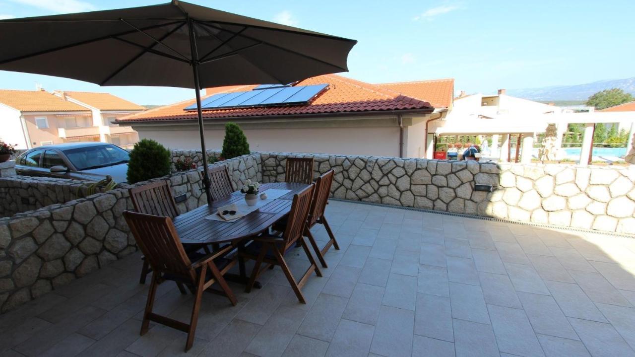 Apartment Dobrinj 1 ภายนอก รูปภาพ