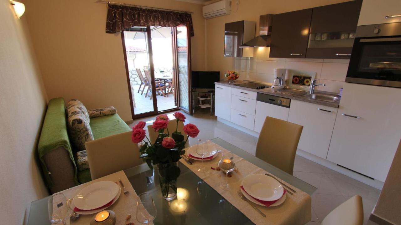 Apartment Dobrinj 1 ภายนอก รูปภาพ